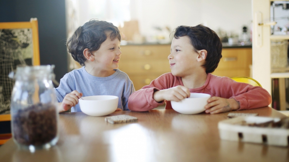 Autoestima infantil: 7 dicas para ajudar seus filhos a desenvolvê-la